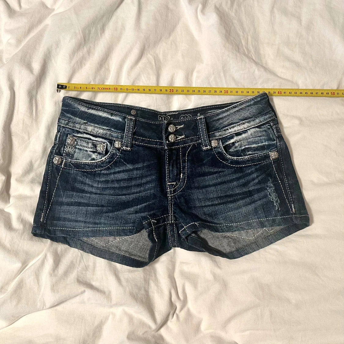 Miss Me jeansshorts med bling, stl 26 - 2