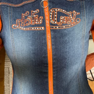 y2k von dutch  - y2k von dutch tröja/jacka🌺 ens sömmen har lossnat, men lätt att laga