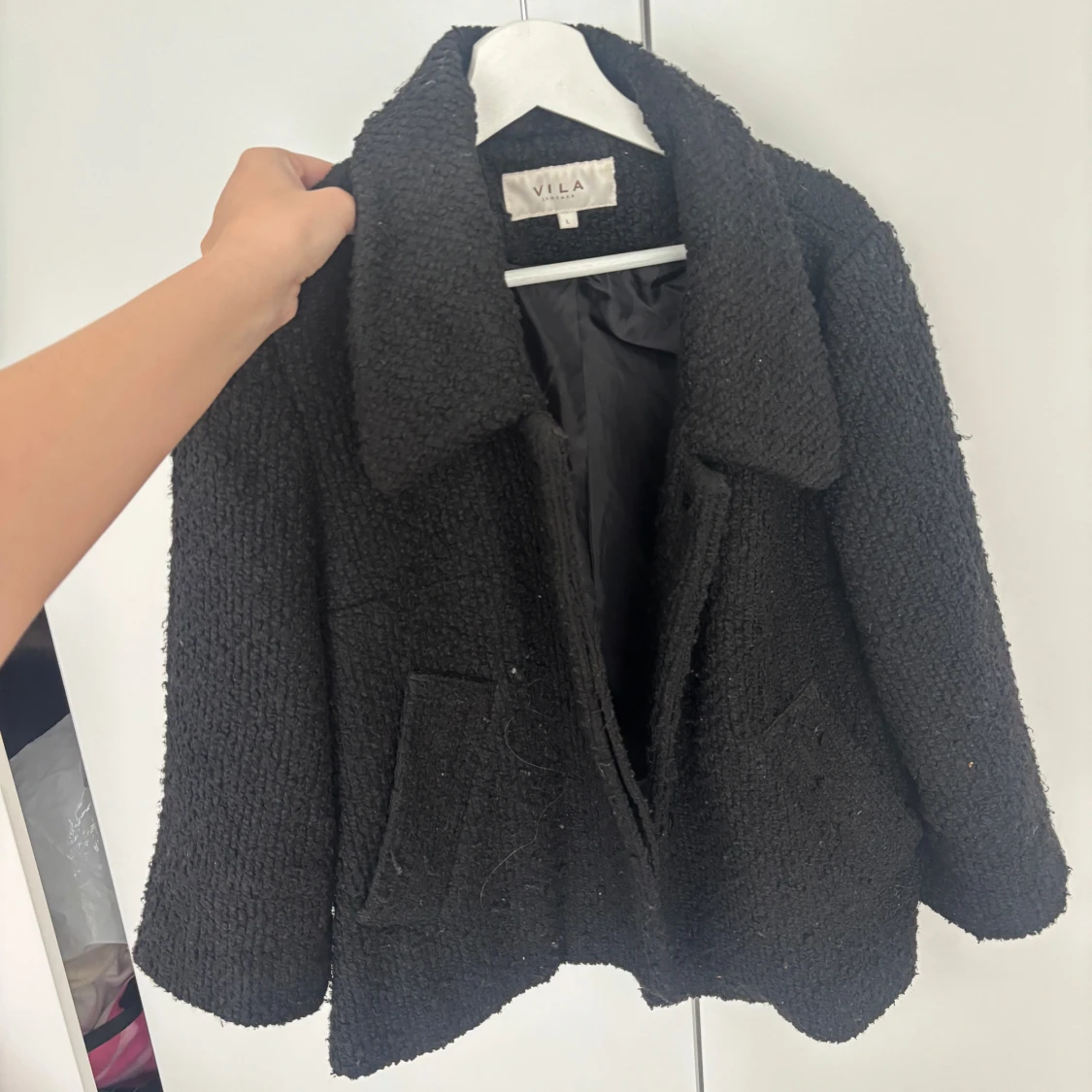 Svart bouclejacka från Vila - 1