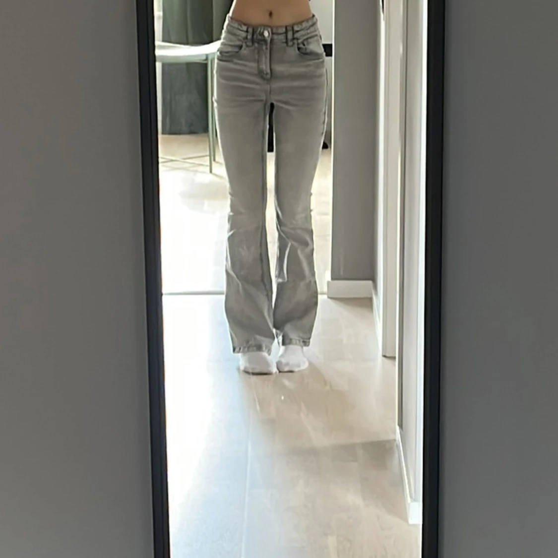 Grå bootcut jeans från Denim Day