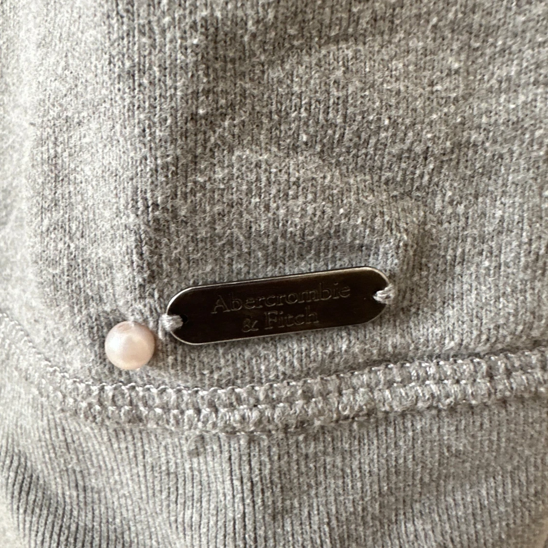 Grå sweatshirt med pärlor Abercrombie - 2