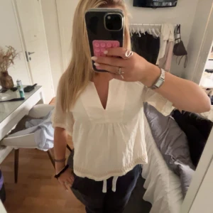 Blus❤️ - Original pris 550