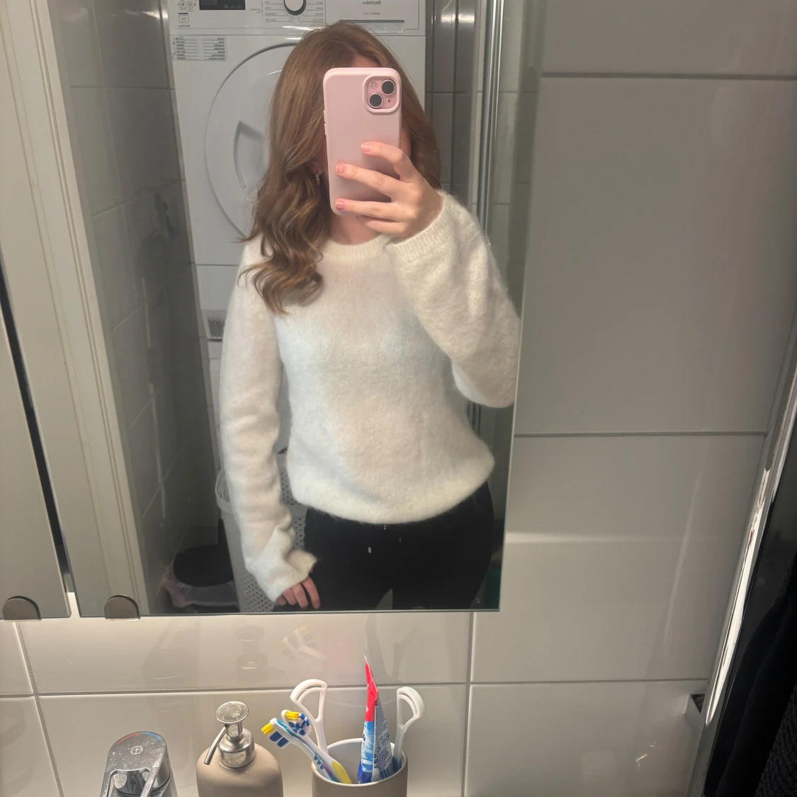 Vit fluffig stickad tröja H&M Edition