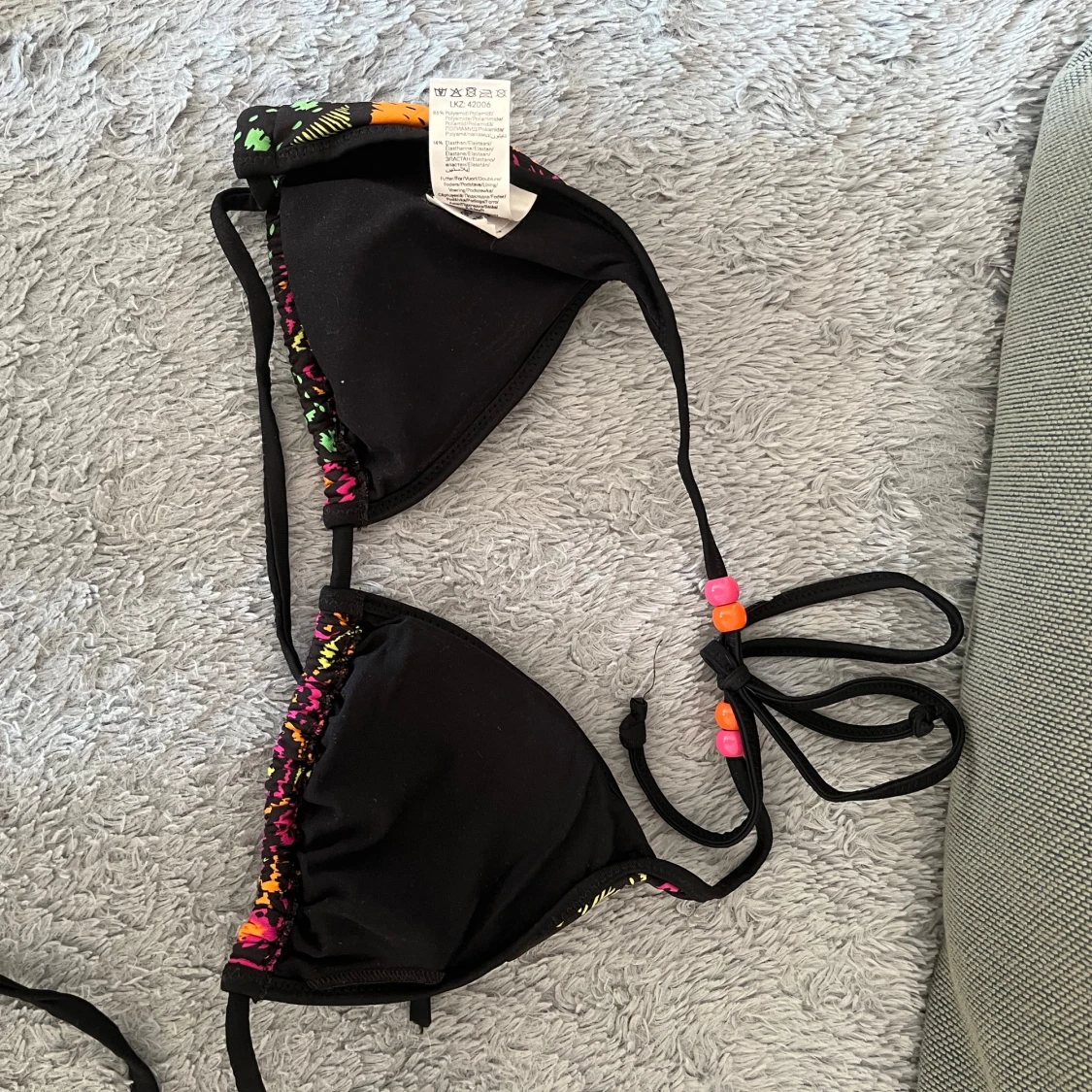 Färgglad bikiniöverdel från Buffalo - 1