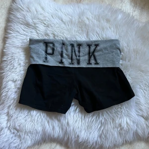 Hotpants - Fold over shorts från Victoria secret PINK! Storlek S 🪽