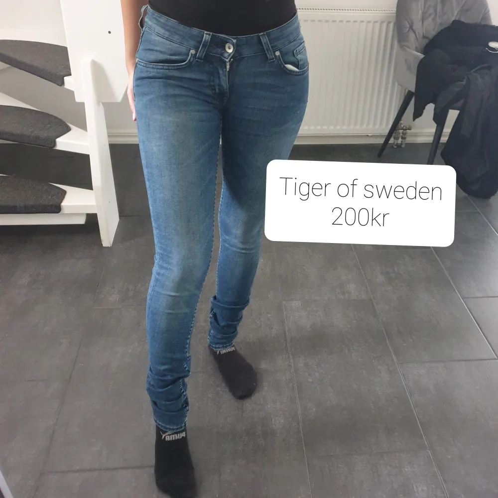 Skriv gärna privat om du har några frågor❤. Jeans & Byxor.