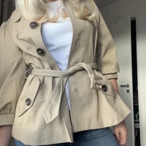 Trenchcoat - Super fin trenchcoat från hm