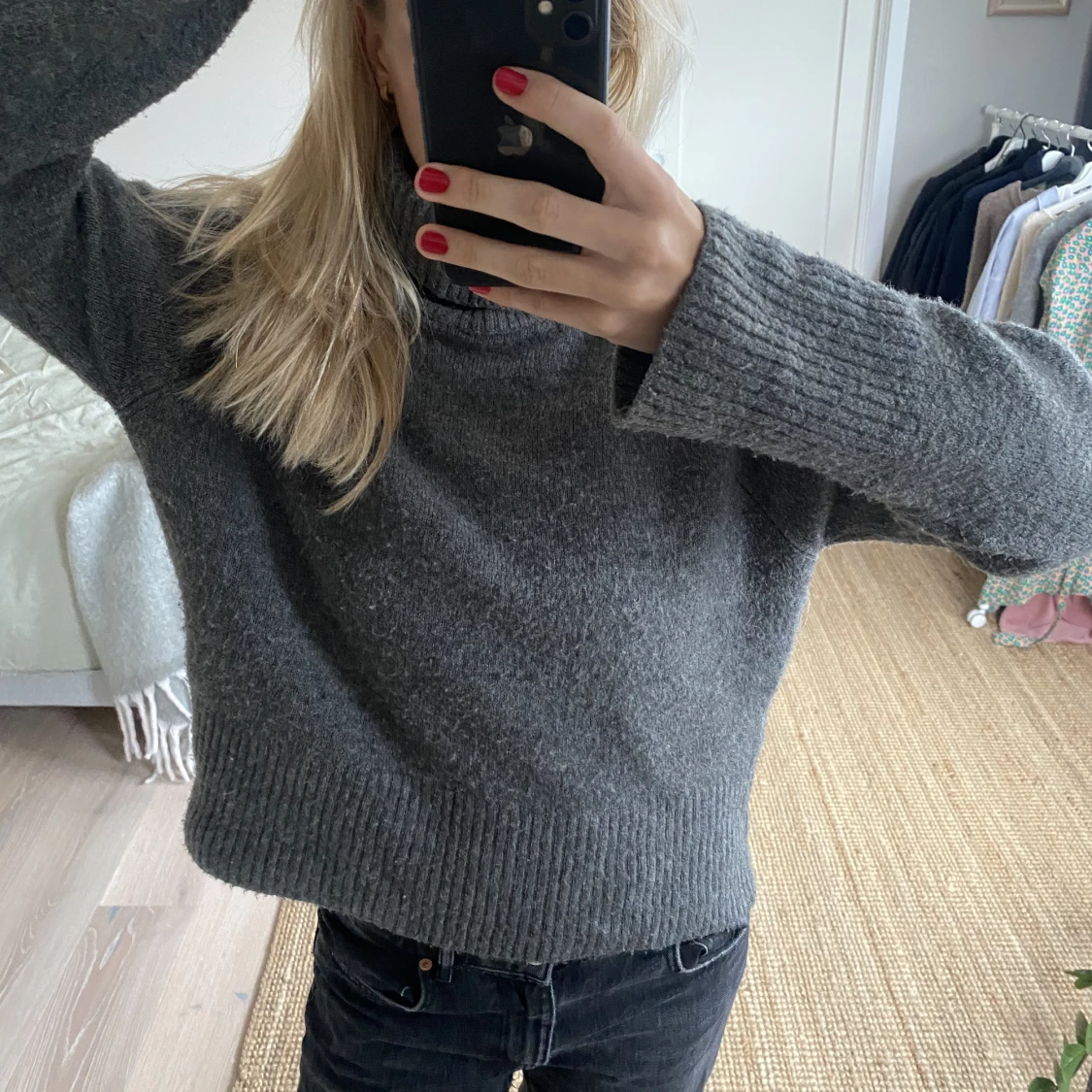 Stickad grå tröja  - 90