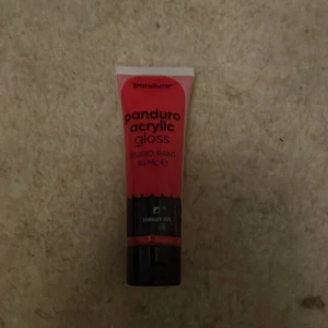 Acrylic - Säljer färg