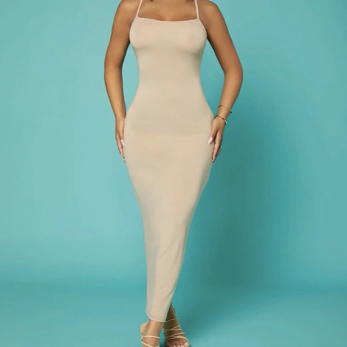 skims dupe klänning