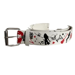  skäp med unikt mönster - Skärp med unikt mönster. Skärpet är 93 cm långt. 