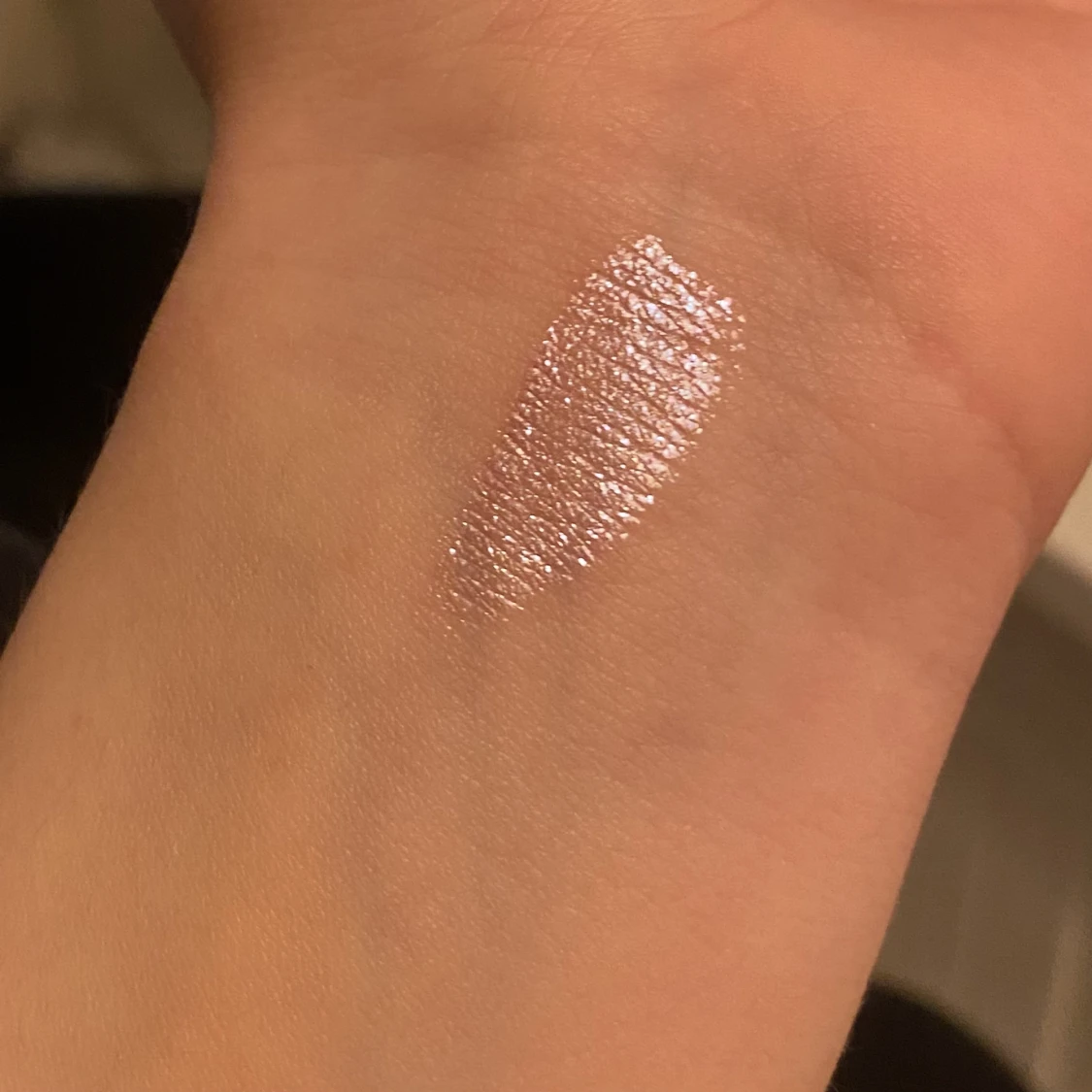 Revolution eye light lila ögon glitter - 90