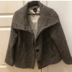 Kappa  -  Säljer min oanvänd kappa på bra pris 🥰