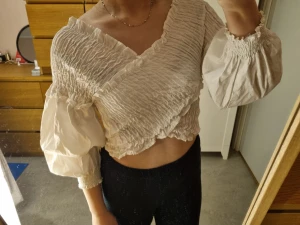 Top - Det står s men själv tycker jag att det är som xs