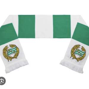 En härlig Hammarby halsduk köptes nyligen och endast använt en gång, halsduken är precis som ny!  Orginall pris 249kr