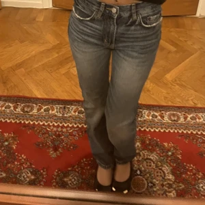 Jeans  - Mycket bra skick! Använt 1 gång.