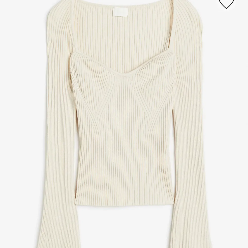 Sååå fin slutsåld ribbstickad beige tröja från H&M 🤎 . Yläosat.