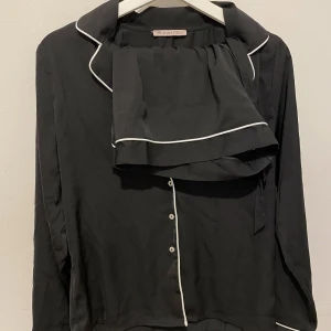 Pyjamas  - Säljer min Anna field pyjamas då den aldrig kommit till användning och bara legat i garderoben 