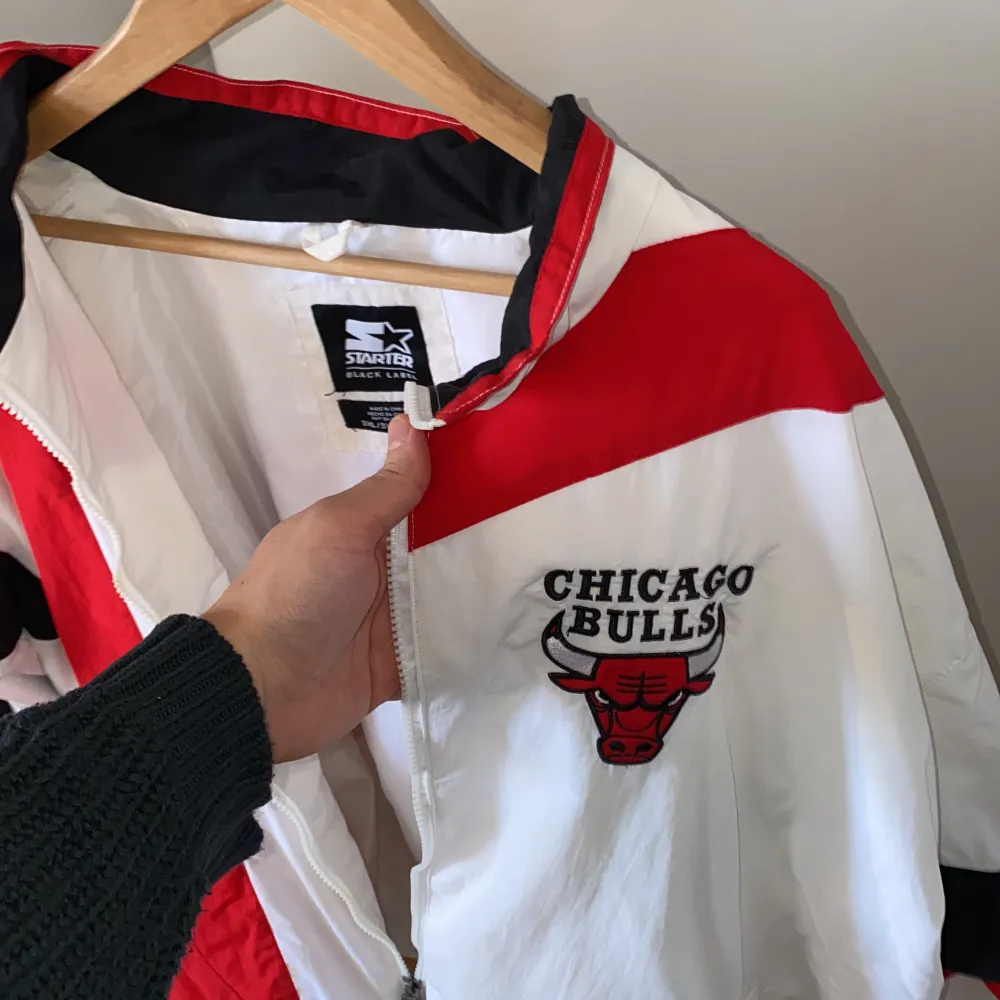 Köpt på second hand 2019, (XL, oversized Fit) Vintage Chicago Bulls. Hoodies.