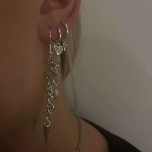 Stockholmstil örhänge  - Sååååå fin örhänge⚡️⚡️⚡️