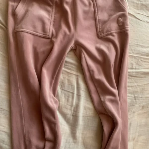 Juicy mjukisbyxor  - Juicy byxor💕