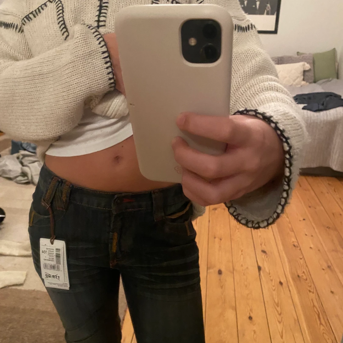 Lågmidjade jeans med cool detalj - 90