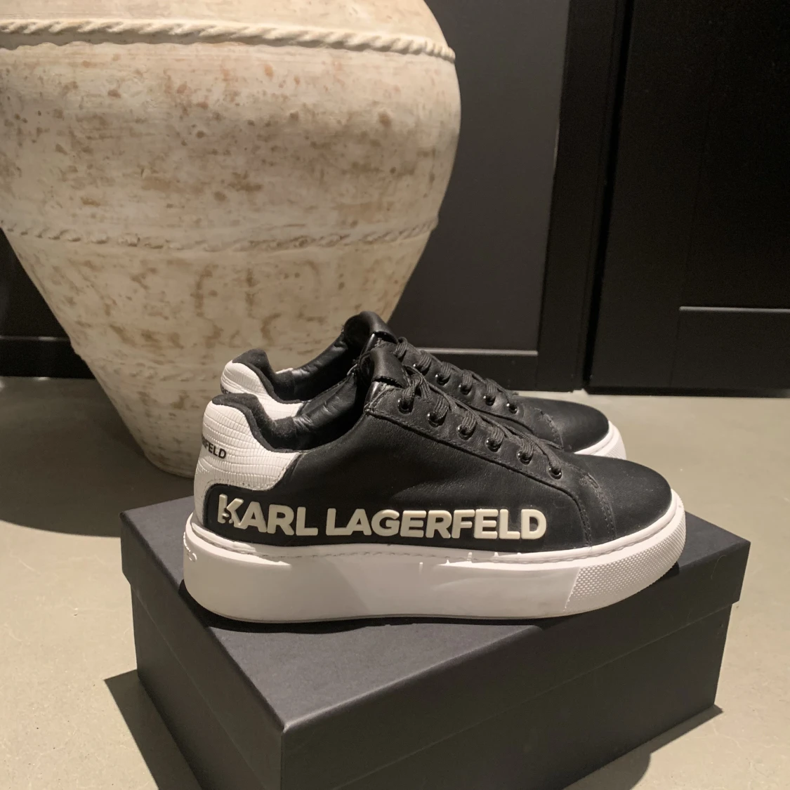KARL LAGERFELD SKOR - 91