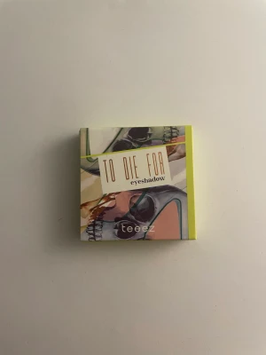 Ögonskugga  - Helt oandvänd ögonskugga. Nypris 280kr