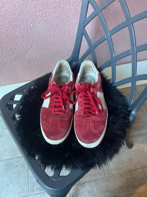 Valentino flycrew strlk 43 använt skick - Använt skick, strlk 43