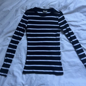 Tröja - Jätteskön tröja från Gina tricot 