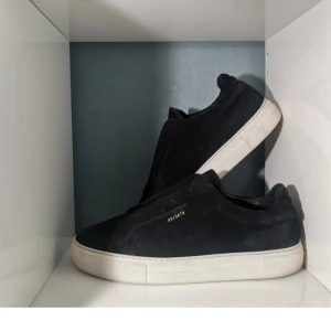 Arigato 360 lacelsee - Tja säljer nu min Arigatos i bra skick. Är helst sugen på att byta mot andra skor om det är rätt sko kan jag lägga pengar emellan. 