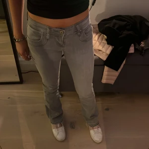 Ltb jeans - Säljer dessa superpoplära ltb jeans i storleken 24x30 har dock sprättat upp de längst ner då de va lite korta❤️sparsamt använda