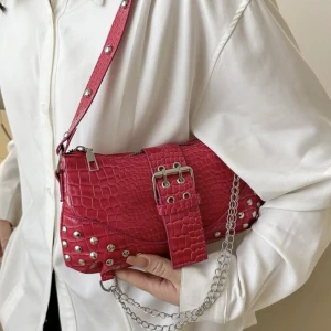 Väska  - aldrig använd