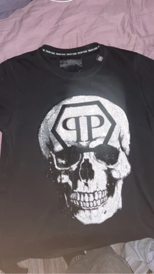 Phiip plein t-shirt  - Äkta philip plein t-Shirt 