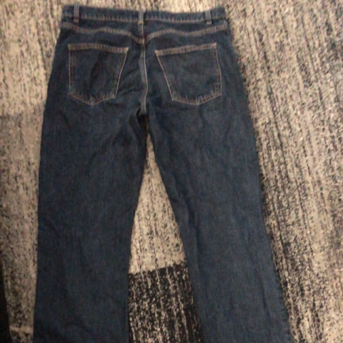 Säljer dom här byxorna för billigt bra pris. Har använt de 1-2 gånger och de  - 90