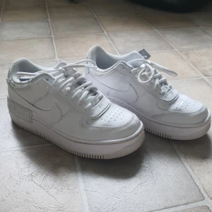 Nike Air force 1 Shadow - Hey! The shoes have bewn worn 3 times by me, however they are too small for me unfortunately!
