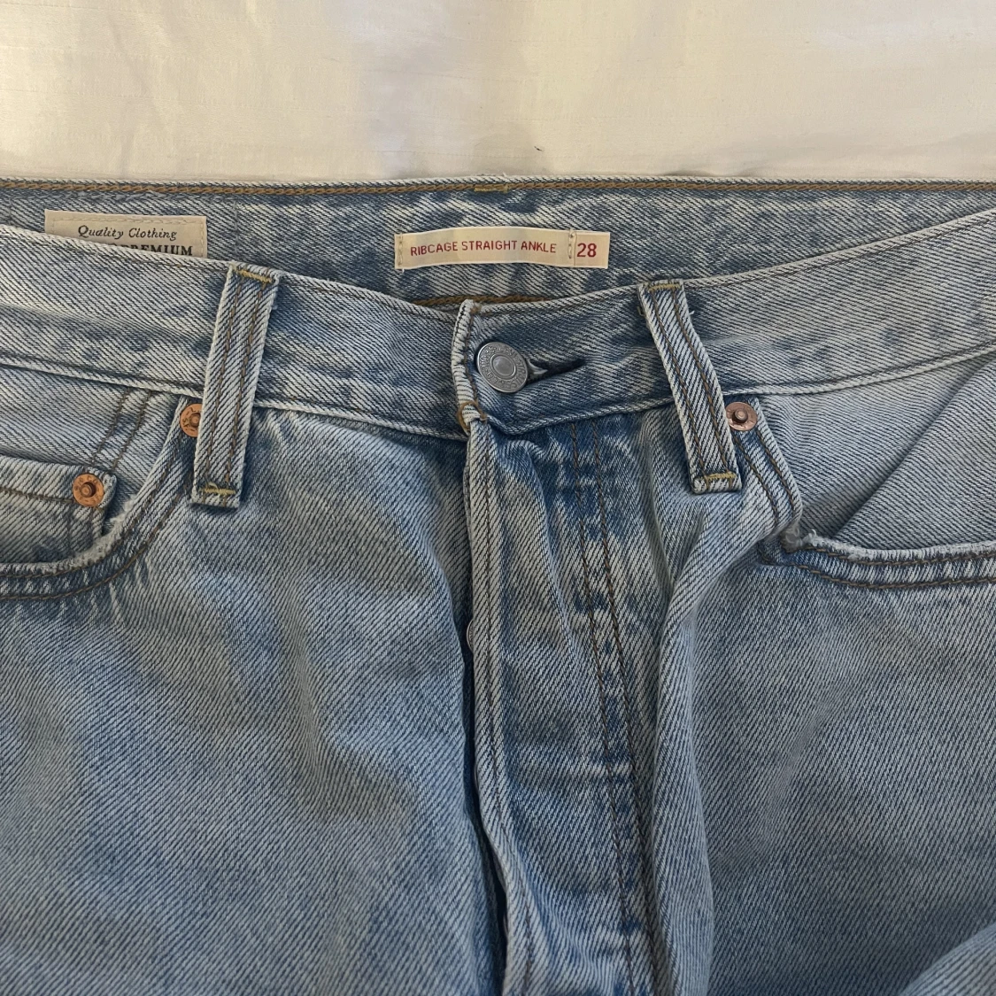 Helt nya Levis Jeans - 91