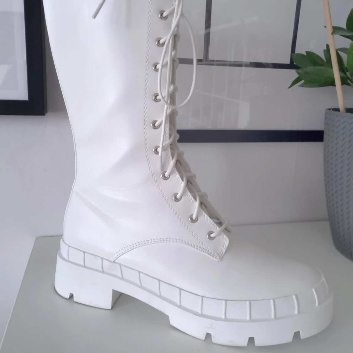 Vita kängor RAID stl 40