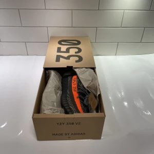 Adidas Yeezy Boost 350 V2 Carbon beluga - - Condition Ds - Stl Us 13 - bin 2300 -Äkthetsbevis finns