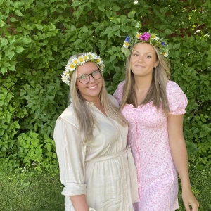 Rosa sommarklänning  - Rosa blommig klänning från NELLY i storlek M💗 Super fin verkligen!! Säljer för 150kr 