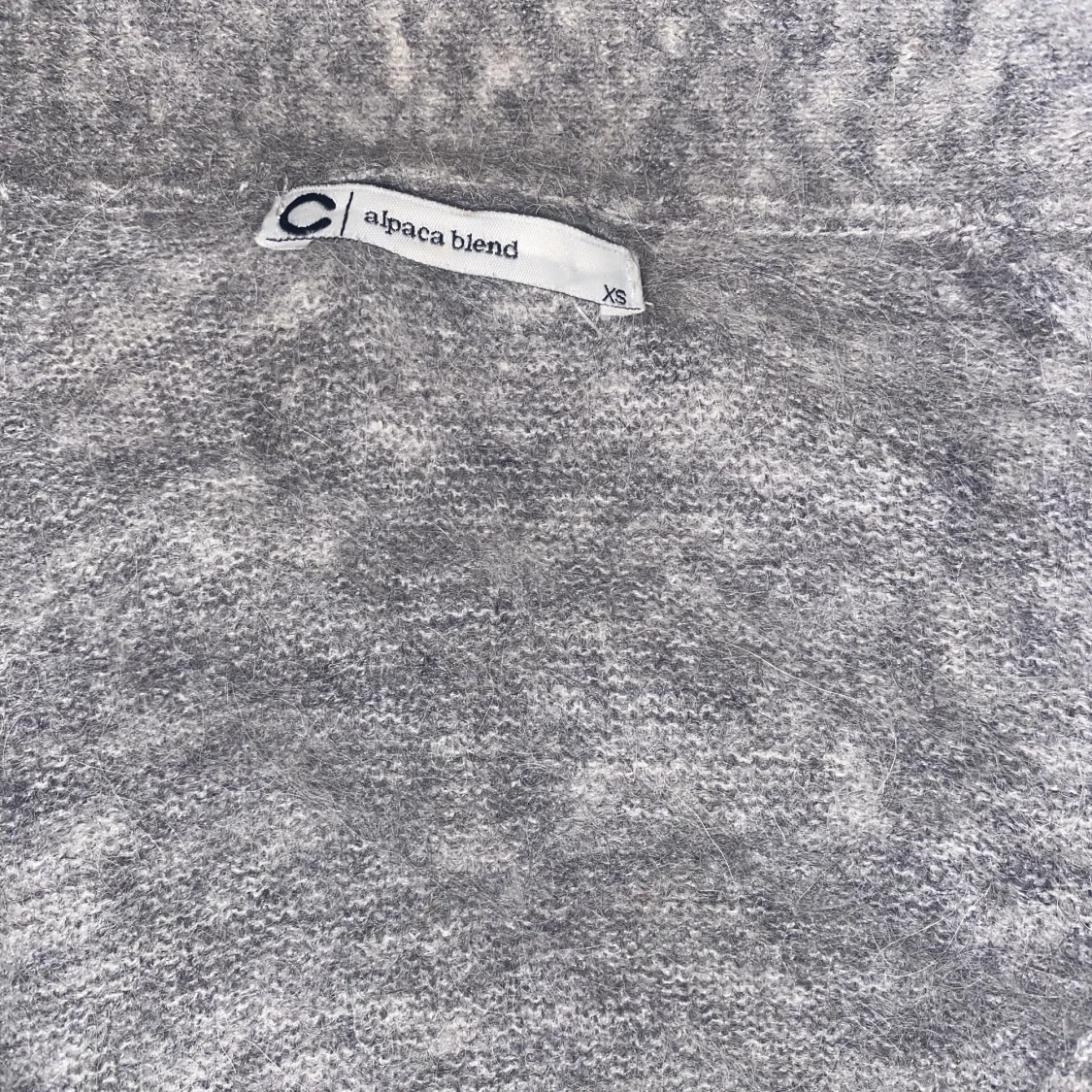 Grå kofta bikbok  - 91