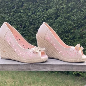 Rosa kilklackar  - Superfina rosa kil-klackakor i storlek 38 ❤️ sparsamt använda 