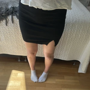 Tajt kjol - Jättefin tajt kjol, ganska stretchig!😍