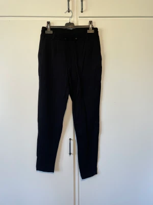 Kostymbyxor  - Kostymbyxor i storlek S 55 kr + frakt 🥰