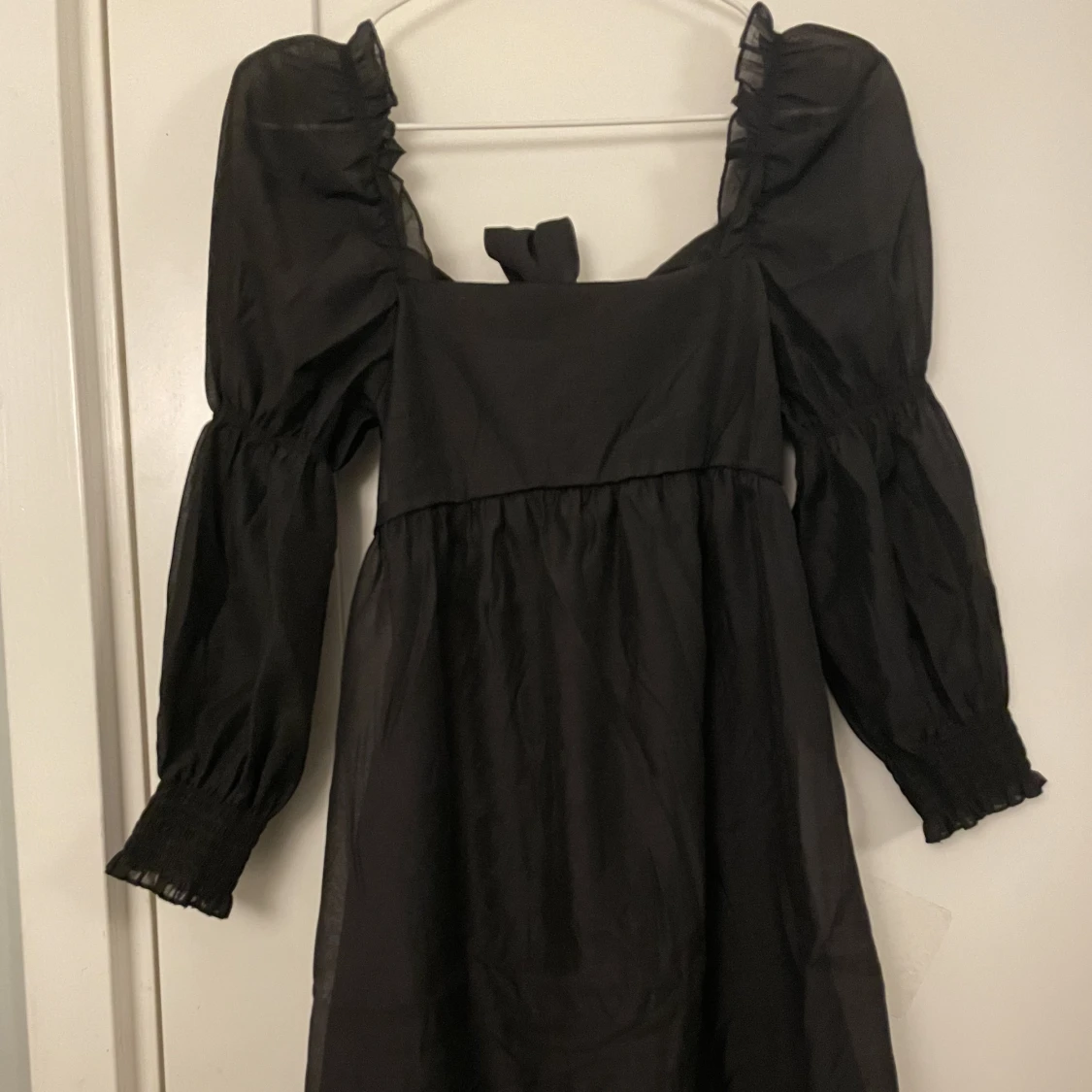 Svart klänning organza - 90