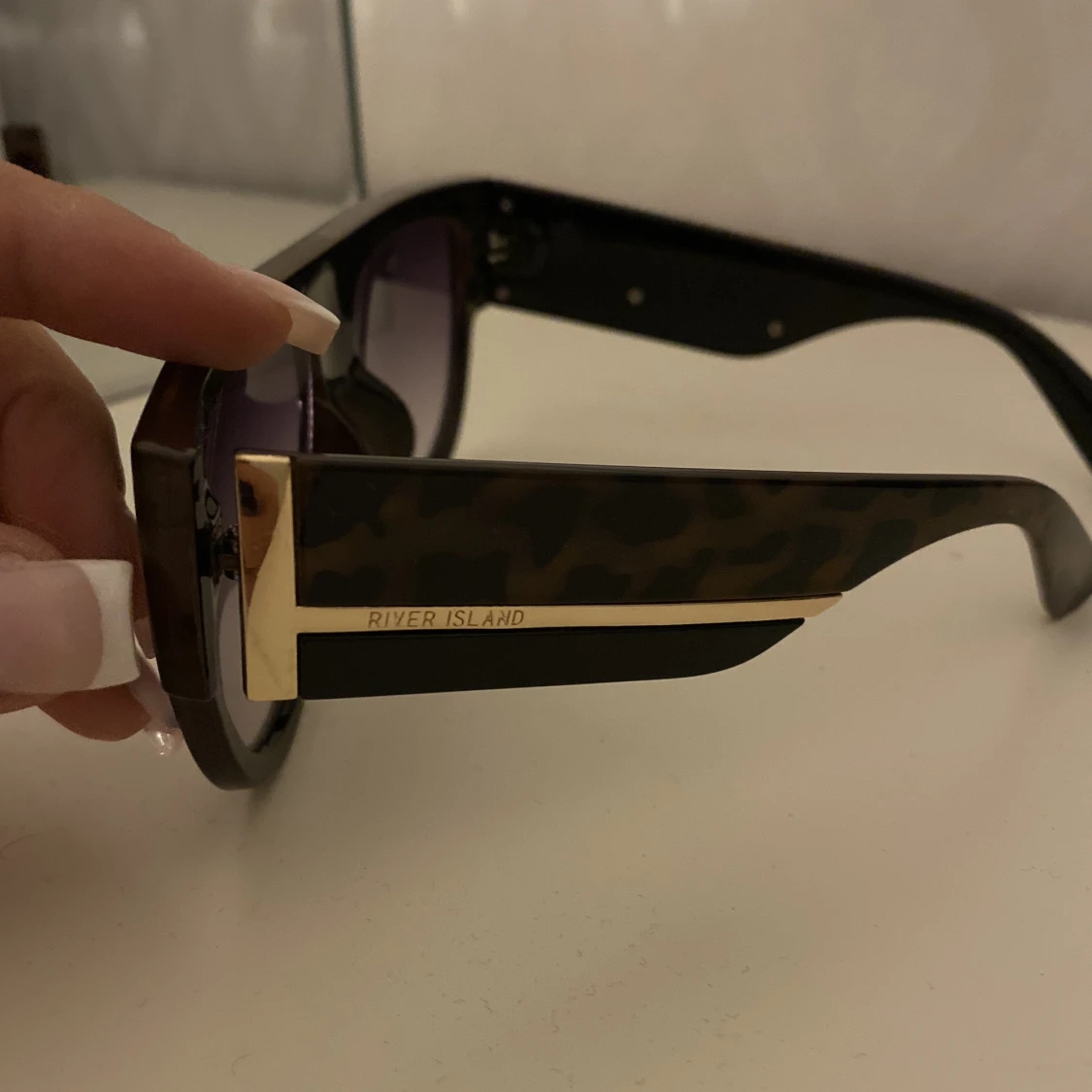 River island solglasögon - 90