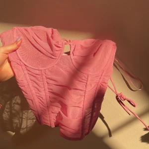 Korset topp zara - Aldrig använd storlek S