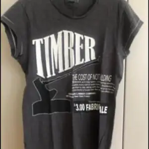 T-Shirt från Emilio Ny