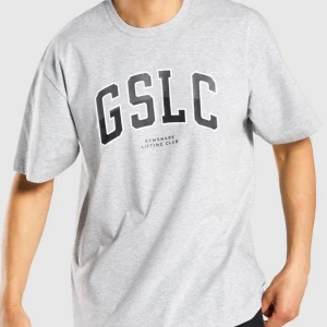 Gymshark tshirt - Gymshark lifting club T-shirt i nyskick. 