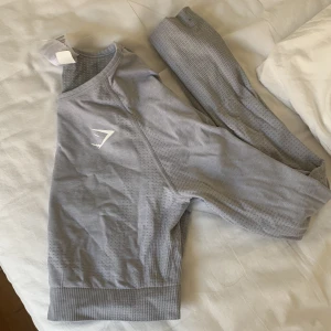 Gymshark - Säljer min sparsamt använda gymshark träningstopp.